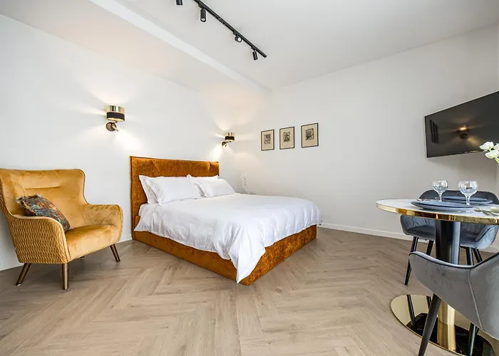 Karoso Rezidencija 克莱佩达